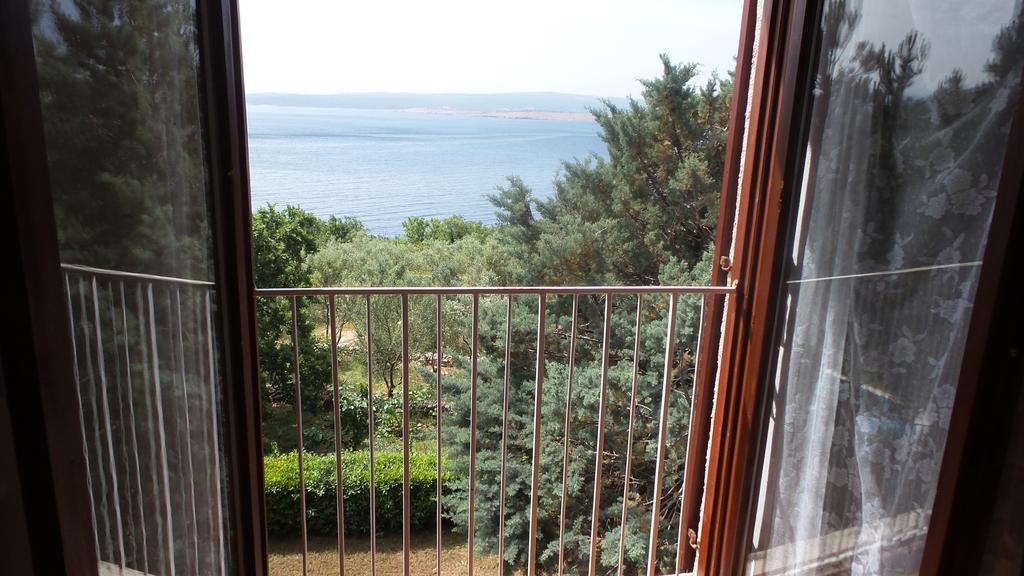 Tihana Apartments Jadranovo Oda fotoğraf