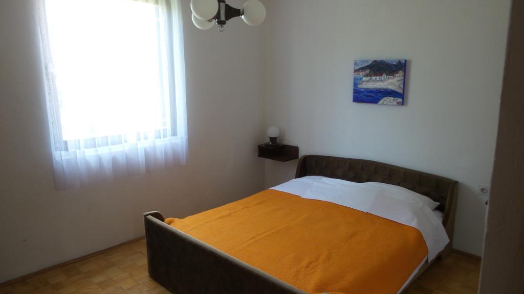 Tihana Apartments Jadranovo Oda fotoğraf